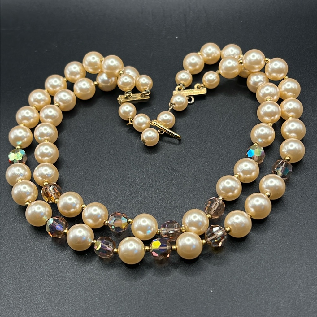 Vintage Japan Cream Faux Pearl Necklace